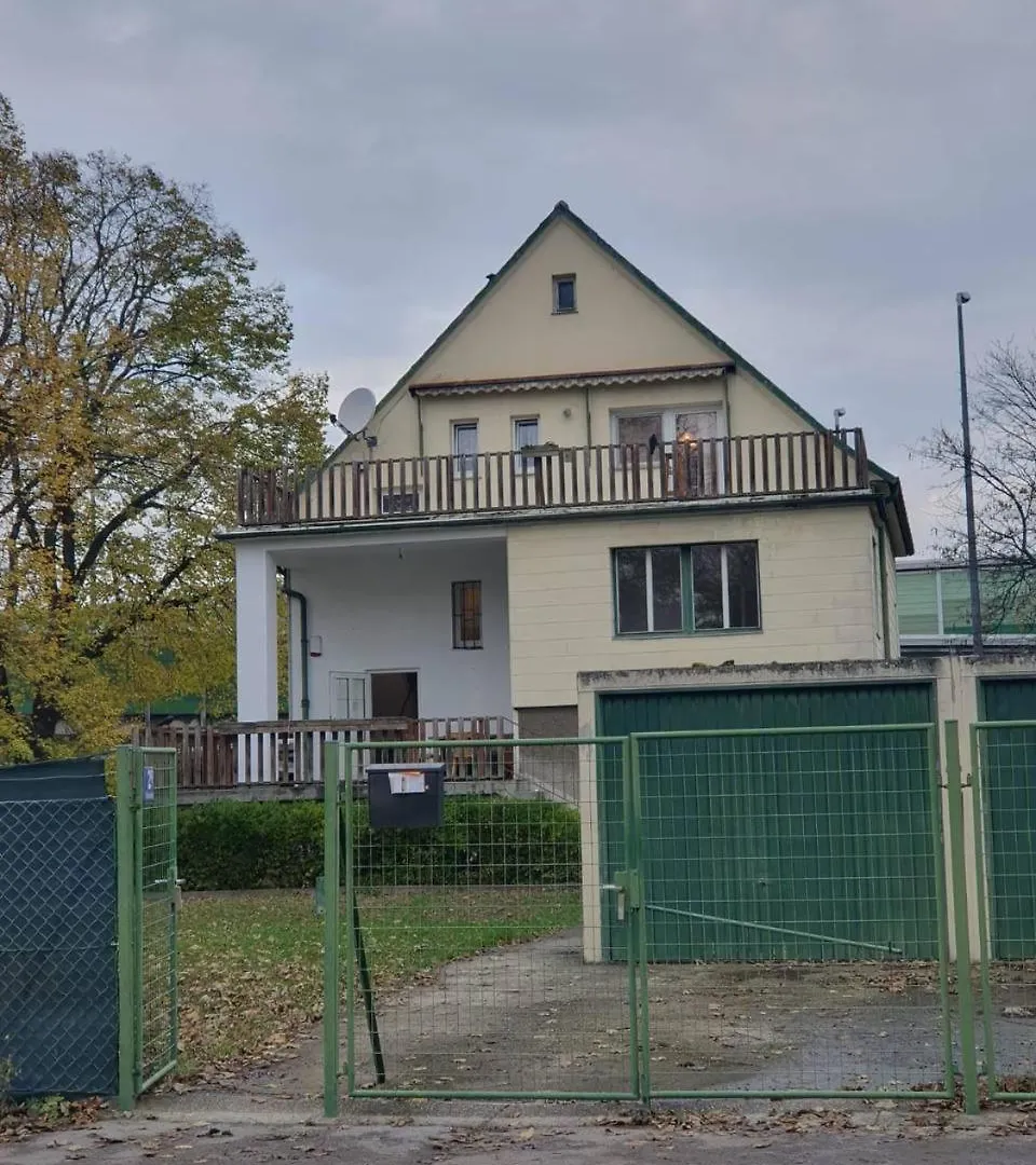 Cozy Rooms In An Elegant House Vienna Homestay